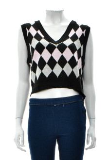 Women's sweater - Forever 21 front