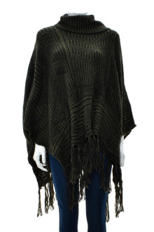 Poncho - Forever 21 front