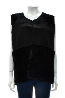 Women's vest - Le Luxe front