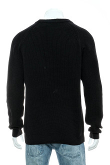Men's sweater - Nu-in back