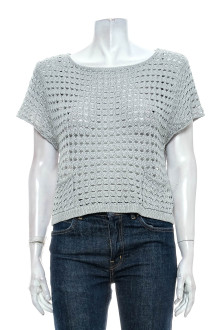Women's sweater - Hot Options front