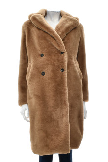 Women's coat - KHUJO front