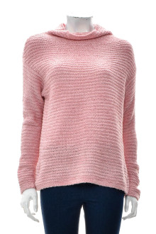 Women's sweater - Suzannegrae front
