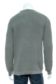 Men's sweater - Target back