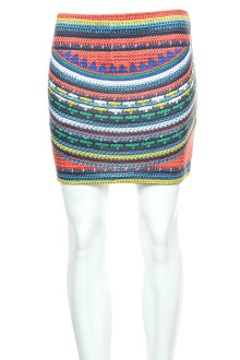 Skirt - ZARA TRAFALUC front
