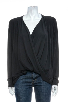 Women's blouse - Atmosphere front