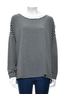 Women's sweater - Yessica front