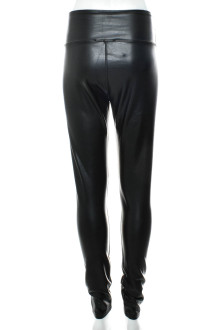 Leather leggings - SassyClassy back