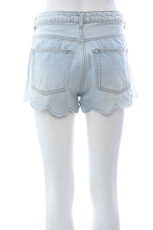 Γυναικείο κοντό παντελόνι - H&M back