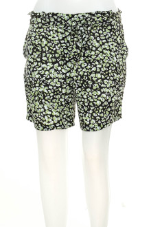 Female shorts - Garcia front