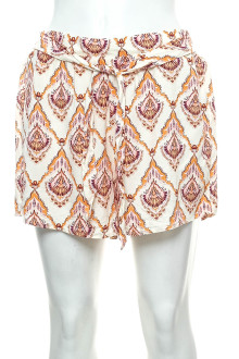 Female shorts - PRIMARK front