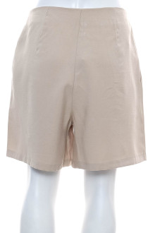 Female shorts - PRIMARK back