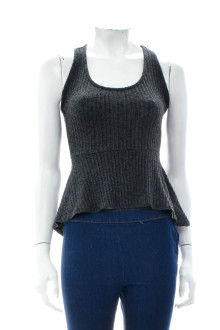 Women's sweater - Suzy Shier front