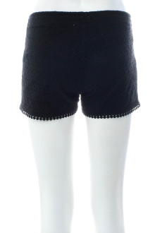 Female shorts - COLLOSEUM back