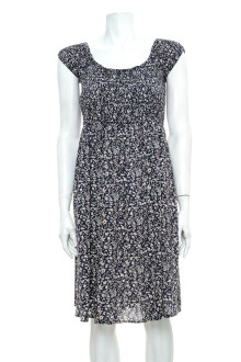 Dress - Suzy Shier front
