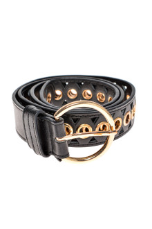 Ladies's belt front