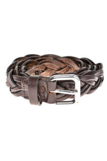 Ladies's belt front