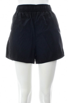 Women's shorts front